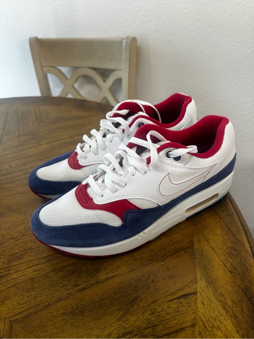 Nike air max 1 Men’s White/Red/Navy Blue Low-Top Sneakers